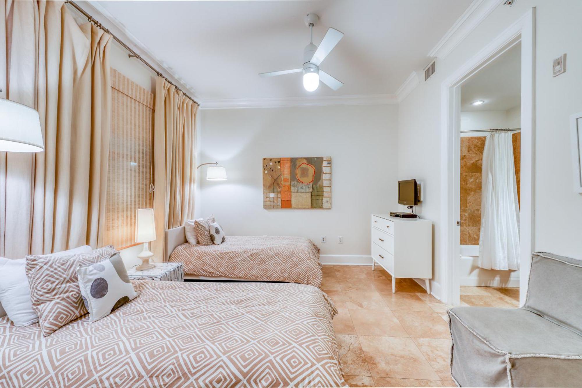 Sanctuary By The Sea Condos 圣罗莎海滩 客房 照片
